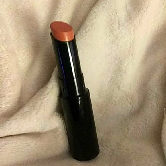 Mally lipstick in Demure - Picture 1 of 3